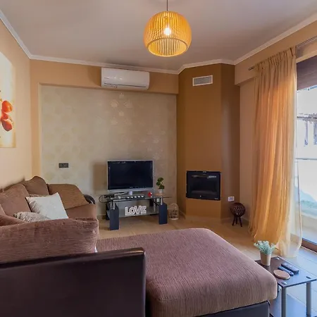 Comfy 2-room Sea View In Town. Διαμέρισμα