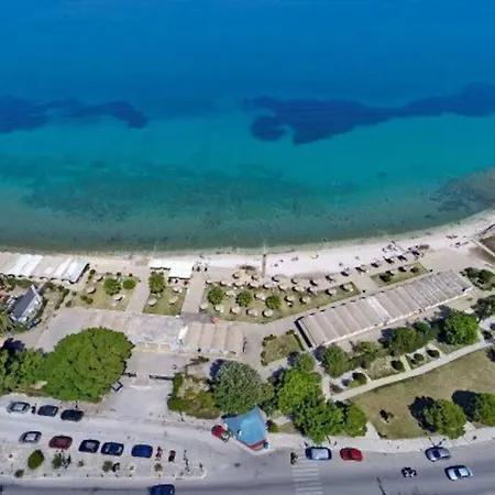 Comfy 2-room Sea View In Town. Διαμέρισμα